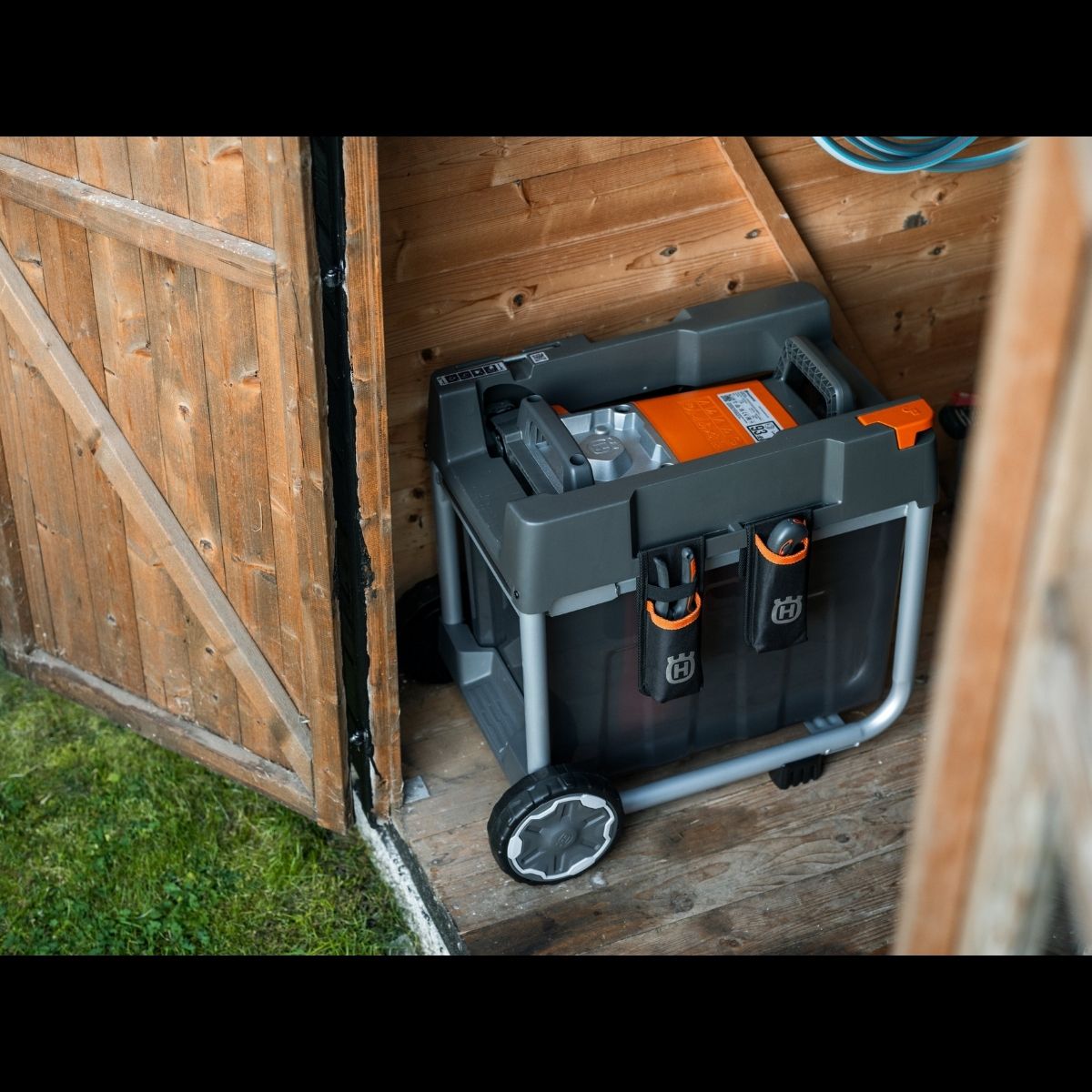 Husqvarna Akku-Häcksler GS 340is ohne Akku und Ladegerät – Bild 3